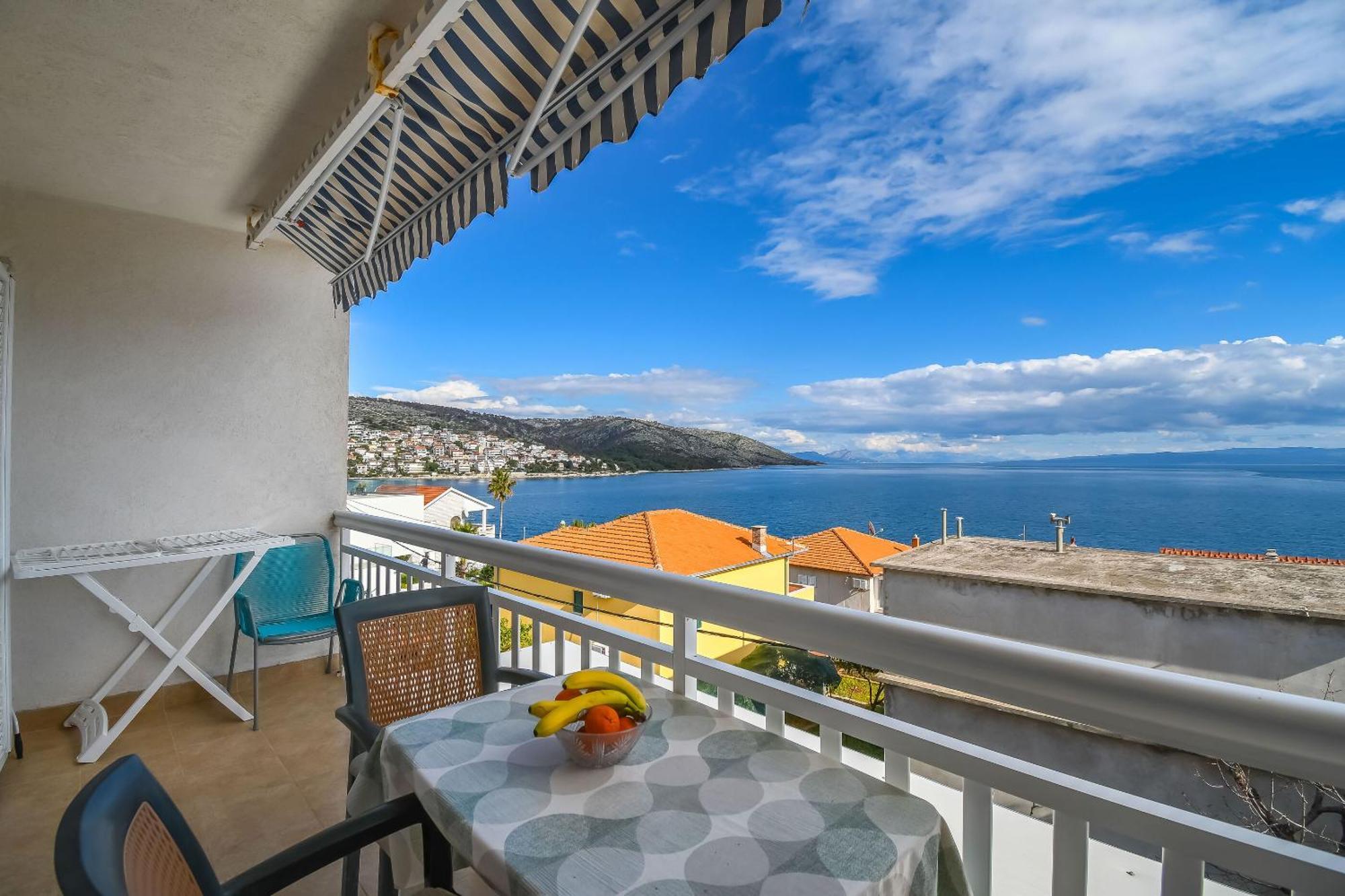 Apartments Vinka Trogir Luaran gambar