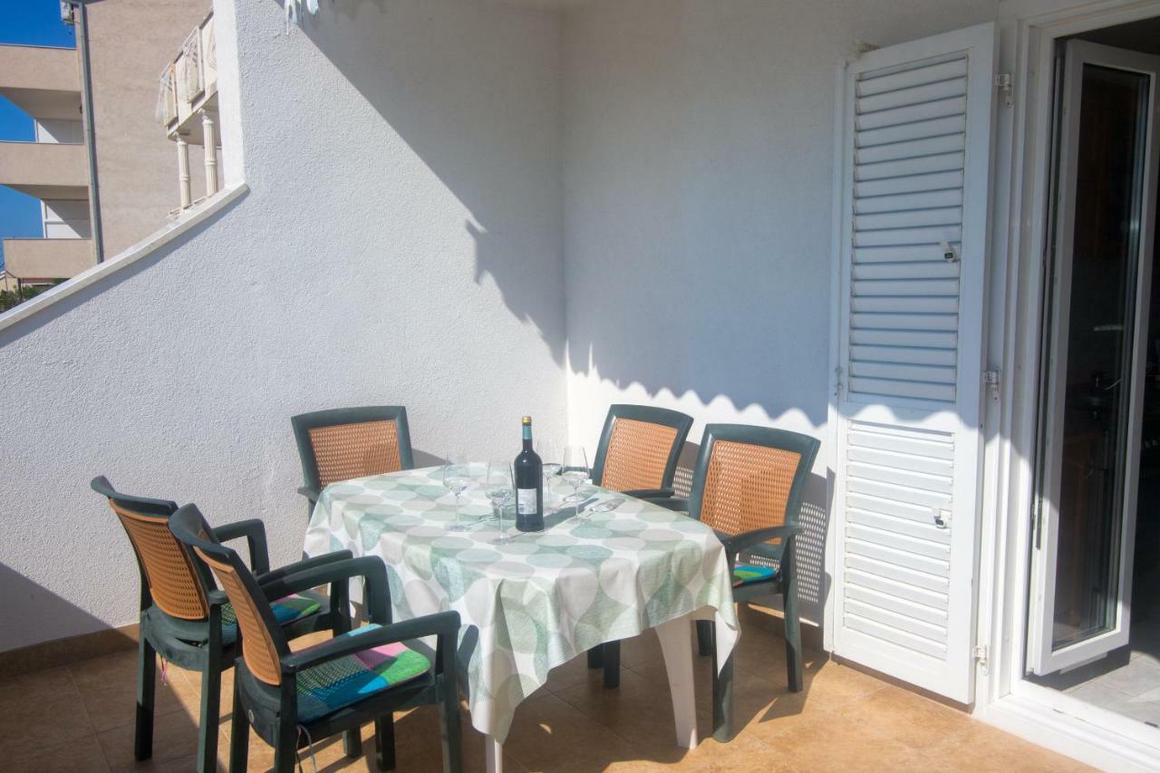 Apartments Vinka Trogir Luaran gambar
